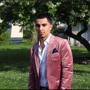 Meet your Posher, Anthony